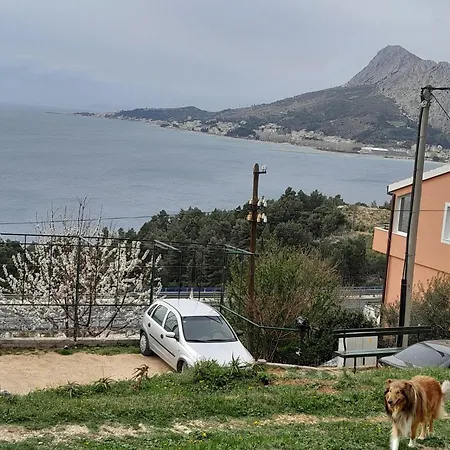 Apartman With Parking Space - 23229 *